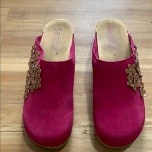 Sanita Pink Suede Wood Bottom Clogs 39